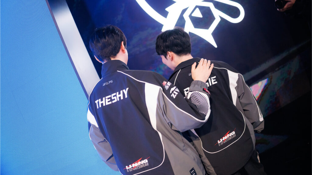 TheShy and Rookie won the LoL Worlds 2018 (Image by Liu YiCun/Riot Games)