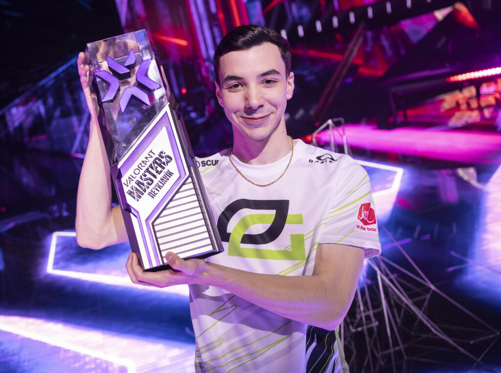 Crashies after his Masters Reykjavík win (Photo via Colin Young-Wolff/Riot Games)