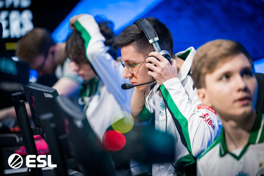 Team Falcons at IEM Chengdu 2025 (Photo via ESL)