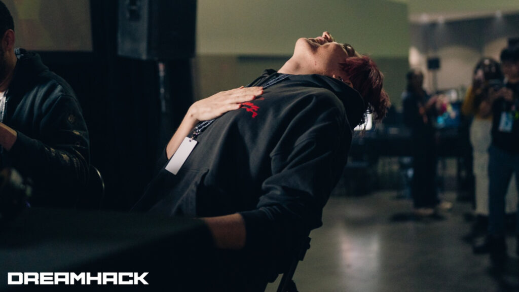 Leffen felt a wave of relief after defeating SonicFox in the 2XKO tournament (Image by Jianhua Chen/DreamHack)