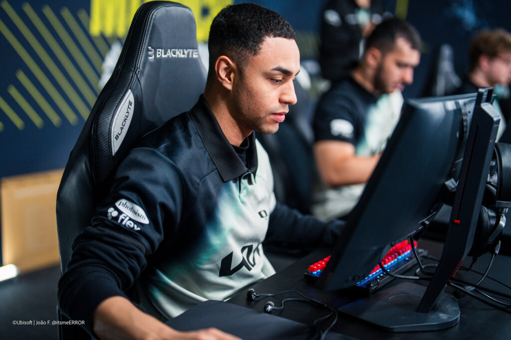 Dplus KIA during Round 1 (Photo via by Ubisoft | Joao Ferreira)