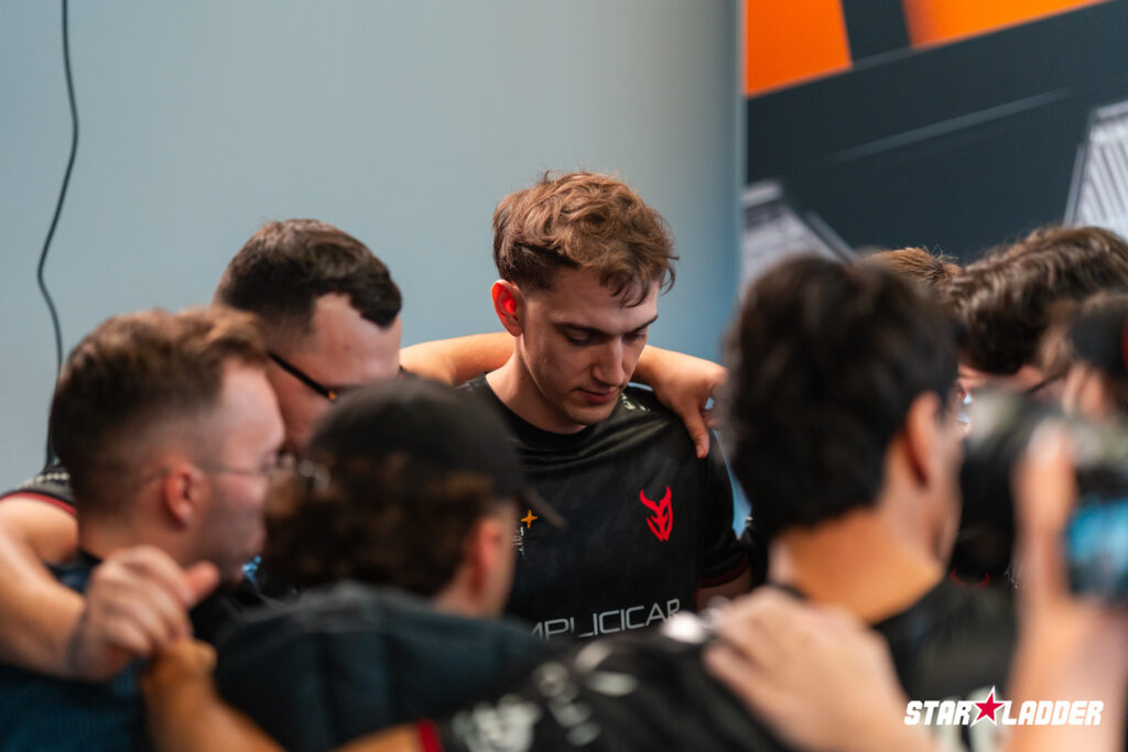 It’s a photo of the Counter-Strike 2 esports team 3DMAX during the group hug at the CS2 event StarLadder Budapest Major 2025.